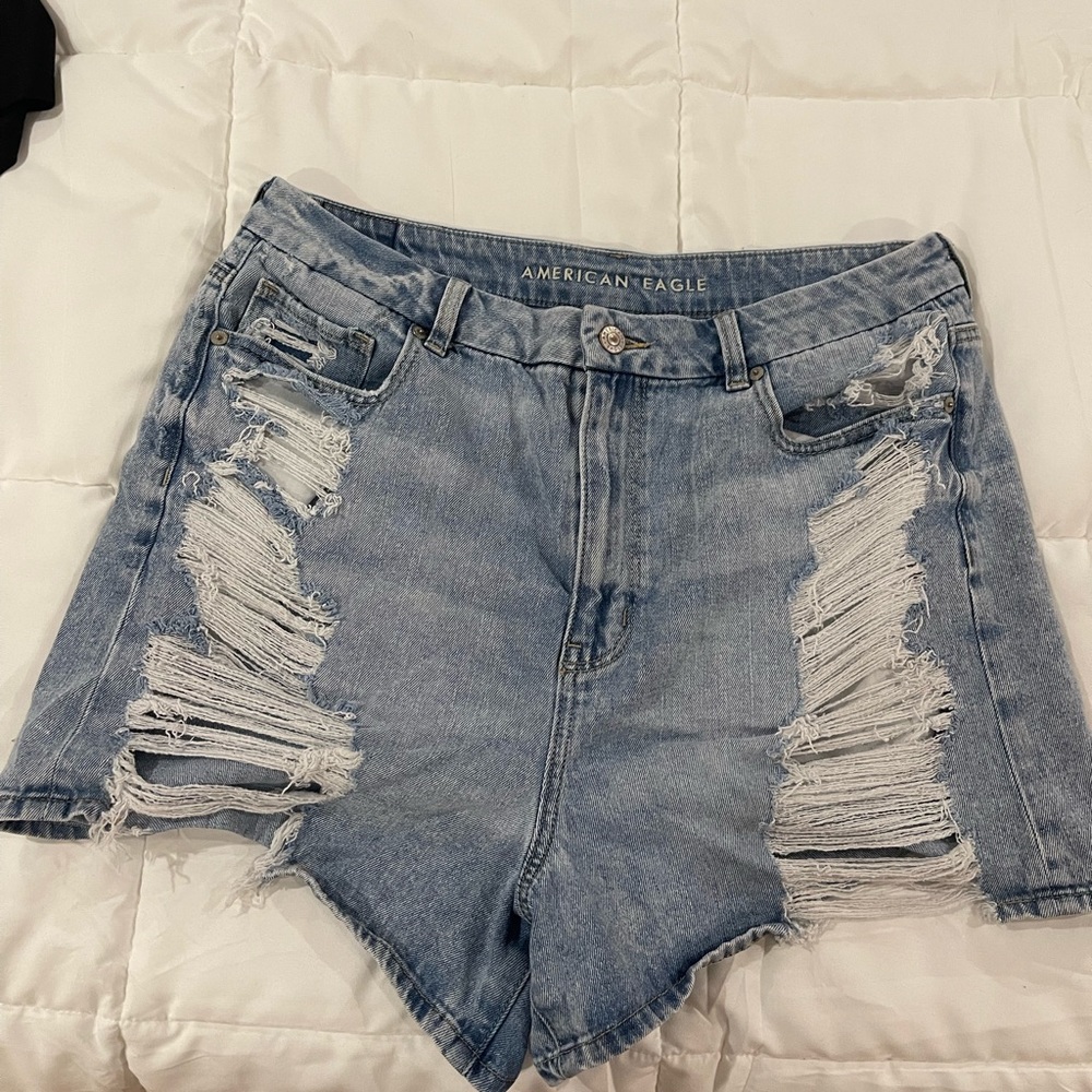 American Eagle high waisted shorts